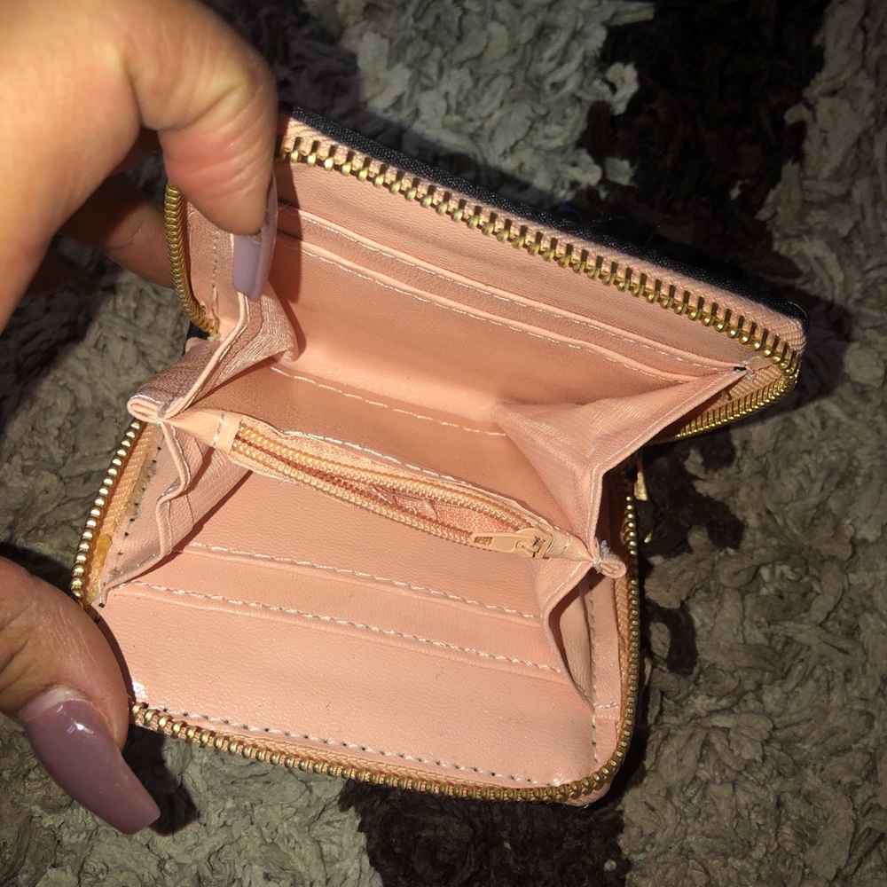 Wallet - Picture 2 of 2